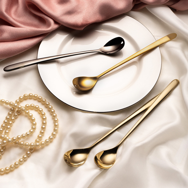 Lingurițe latte cu inimioară șampanie set 4 buc. – Love Cutlery