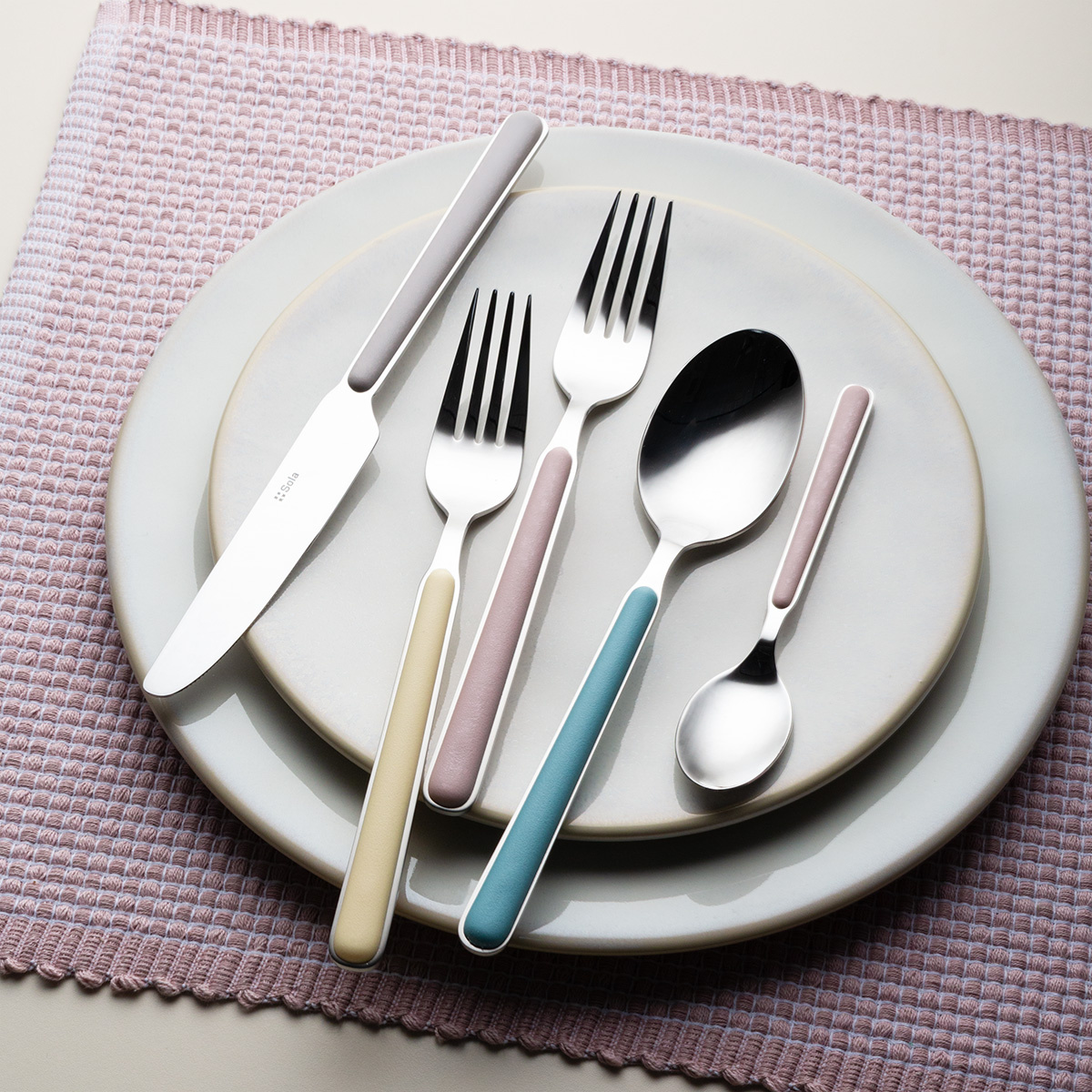 Set tacâmuri 16 piese Gallery Multi Color | Lusol