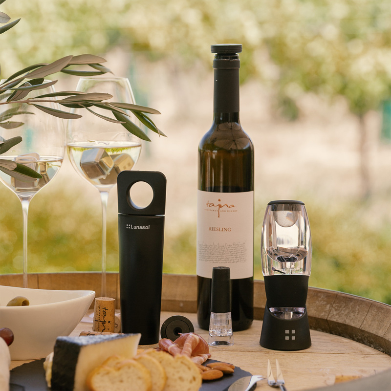 Aerator de vin cu bază | Lusol