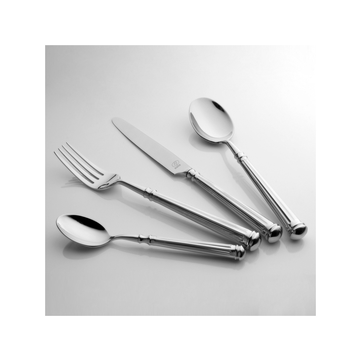 Set tacâmuri 40 piese - Royal