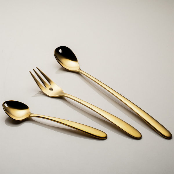Set cadou cu inimioară 6 buc. auriu | Love Cutlery