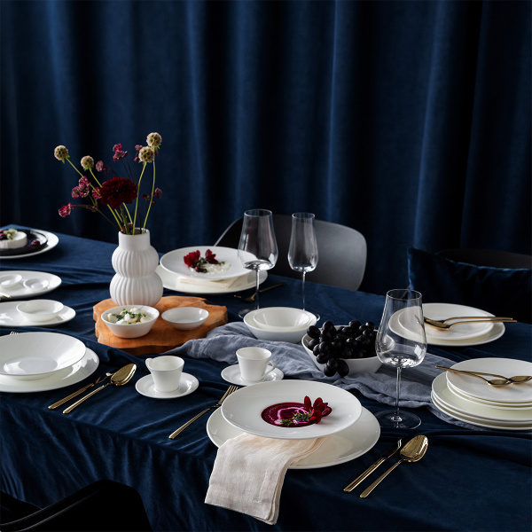 Farfurie adâncă gourmet 23,5 cm - Premium Platinum Line