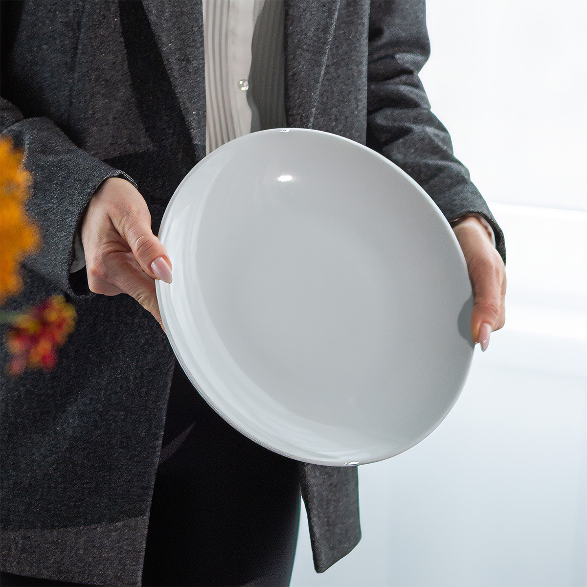 Farfurie întinsă 28 cm Chic Weiss | Lunasol