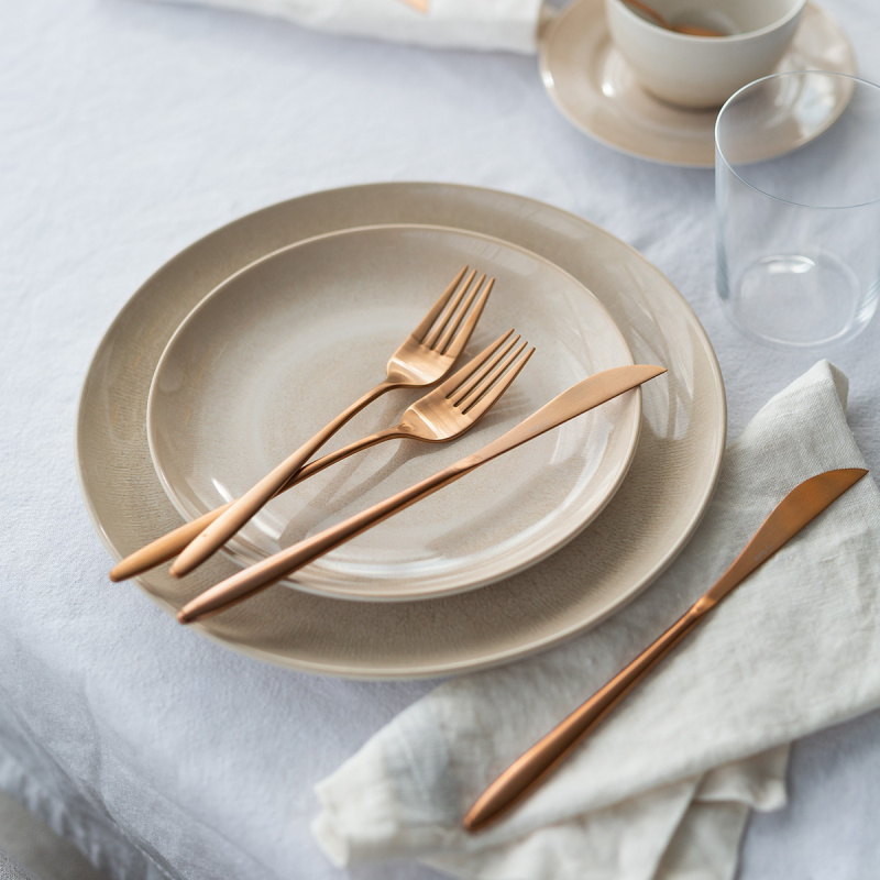 Set tacâmuri 16 piese Vivo rose gold | Sola
