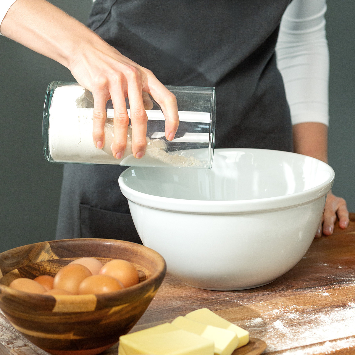 Recipient din sticlă cu capac 1,25 l | Basic Kitchen