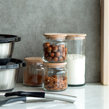 Recipient din sticlă cu capac 1,88 l | Basic Kitchen