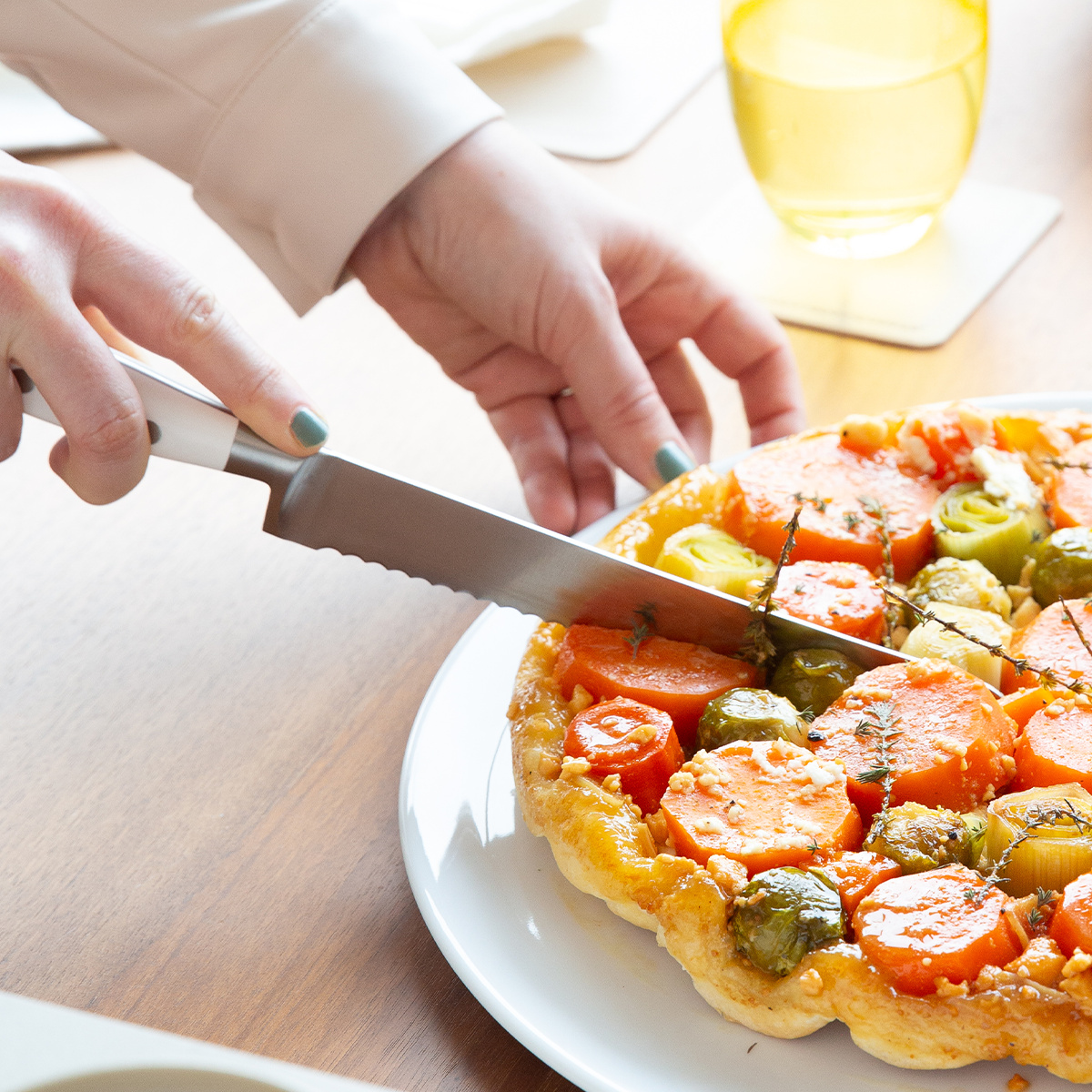 Cuțit pentru pâine 20 cm - Premium