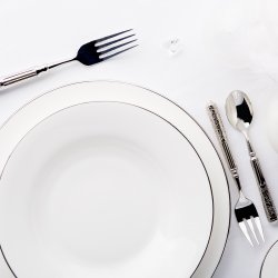 White and Grand Set Fine Dining pentru 4 persoane